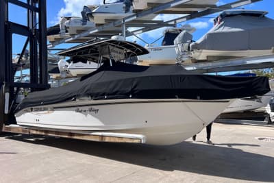 BOATZON | Century 2600 Center Console 2003