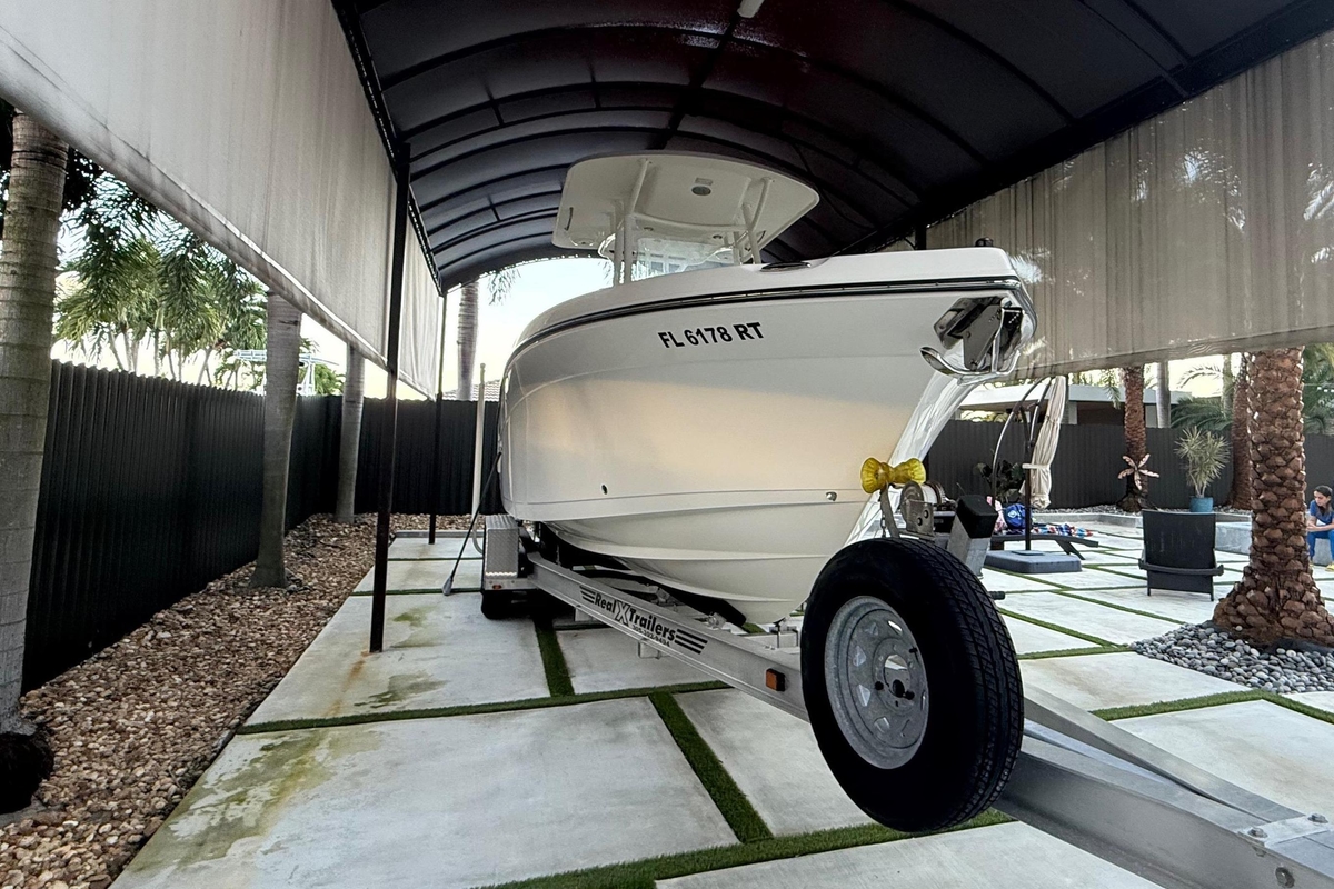 2017 Century 2600 Center Console - Sold Boat