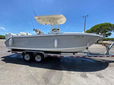 BOATZON | Century 2600 Center Console 2017 BOATZON | Century 2600 Center Console 2017