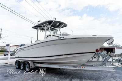BOATZON | Century 2600 Center Console 2017