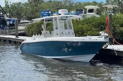 BOATZON | Century 2900 Center Console 2022