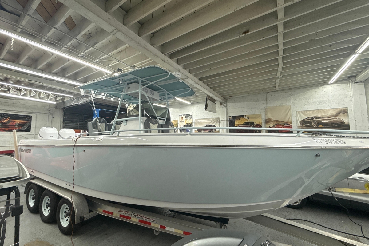 1997 Century 3000 Center Console - Sold Boat