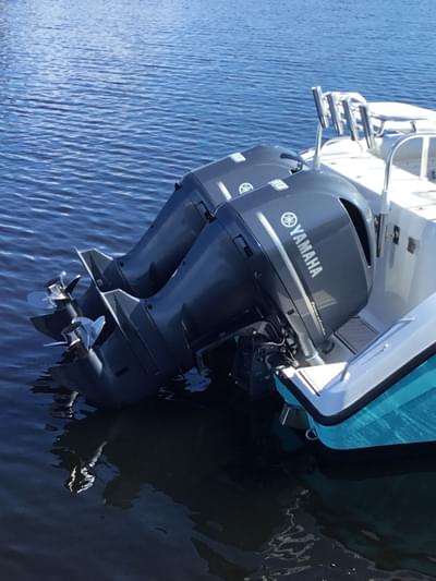 BOATZON | Century 3200 Center Console 2004 BOATZON | Century 3200 Center Console 2004