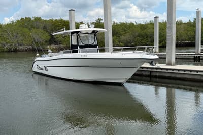 BOATZON | Century 3200 Center Console 2006
