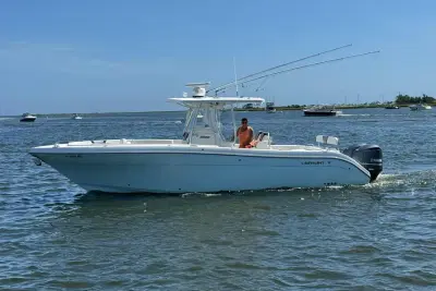 BOATZON | Century 3200 Center Console 2015 BOATZON | Century 3200 Center Console 2015