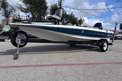 BOATZON | Challenger Bass boat 1995