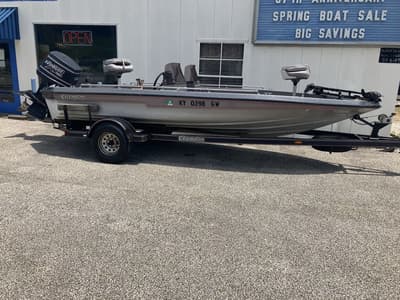 BOATZON | Champion 184 SCDCB 1990