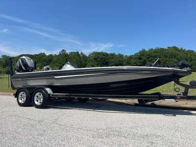 BOATZON | Champion 210 Elite 2009