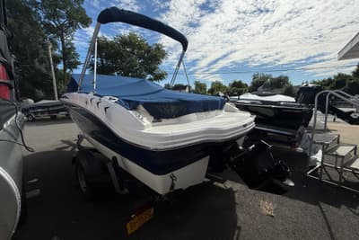 BOATZON | Chaparral 18 H2O Sport 2015
