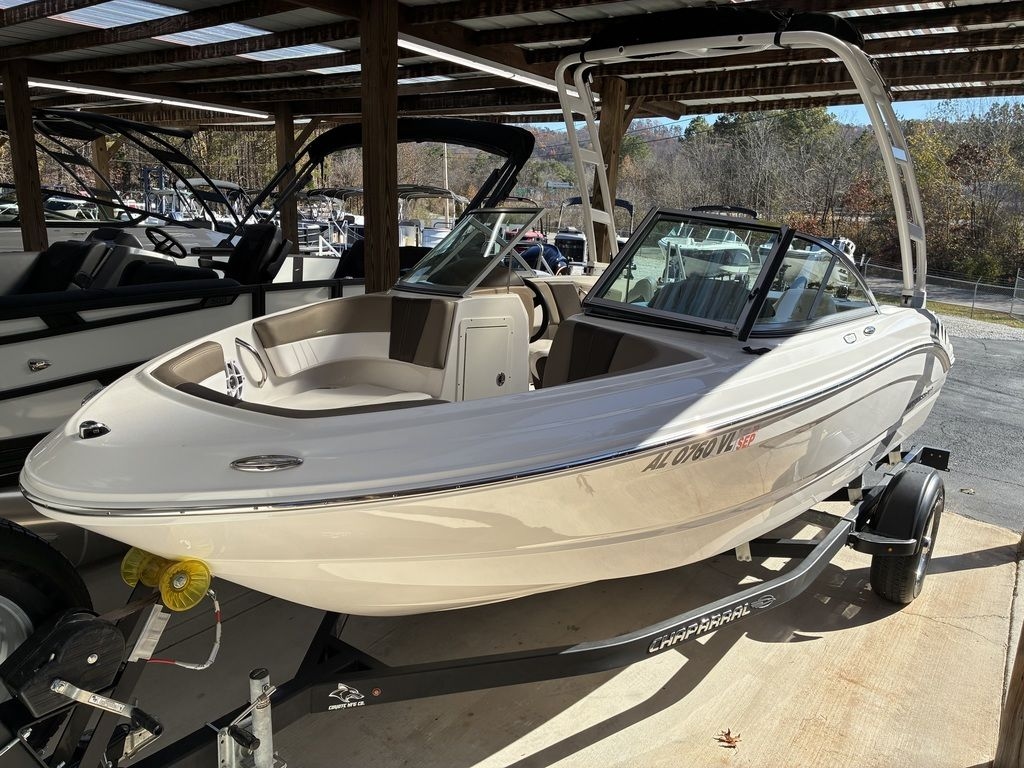2021 Chaparral 19 SSI Deluxe - Sold Boat