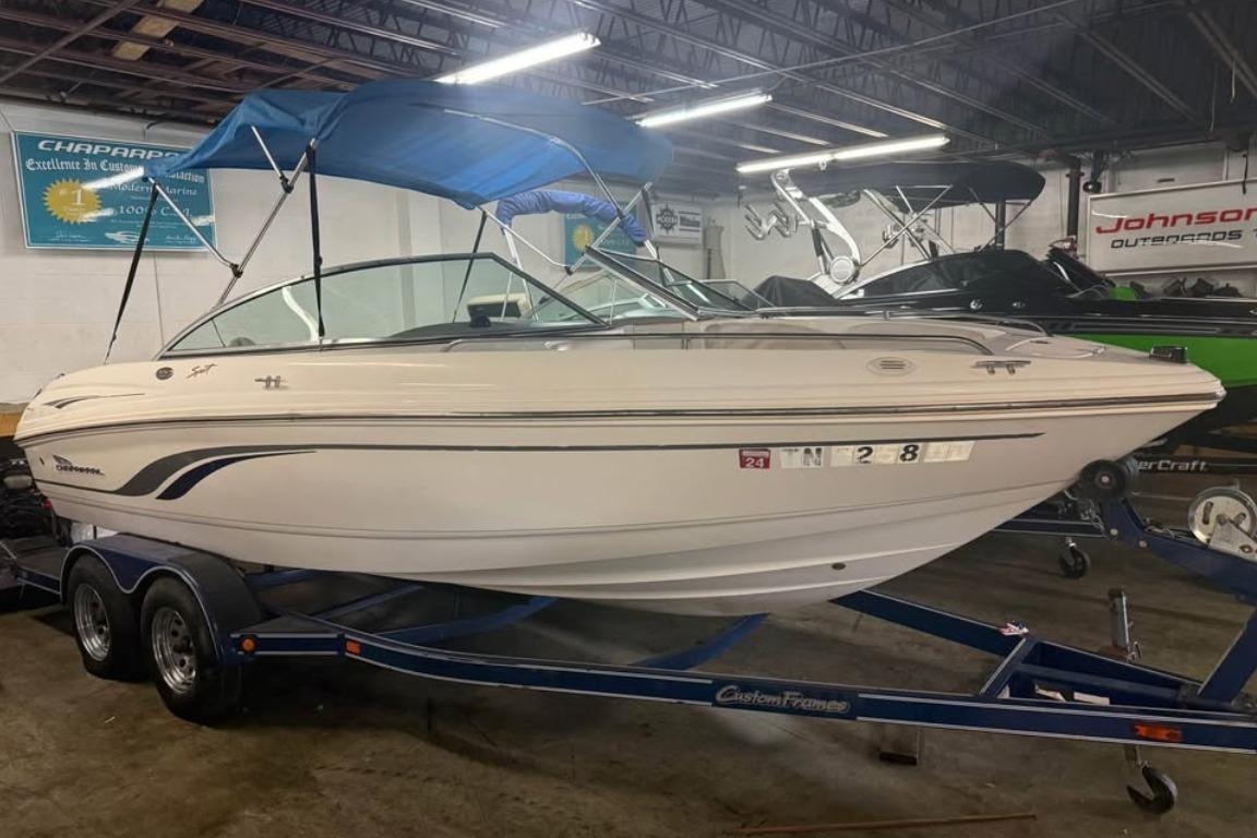 2000 Chaparral 196 SSi - Sold Boat