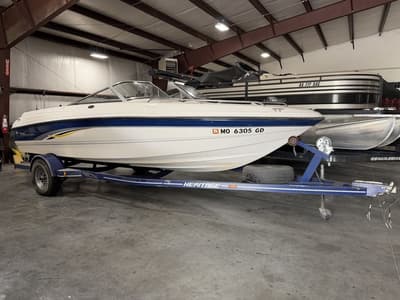 BOATZON | Chaparral 200 SSE 2000