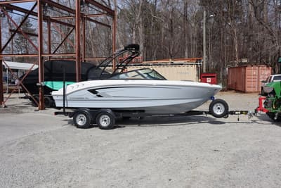 BOATZON | Chaparral 21 SSi 2026