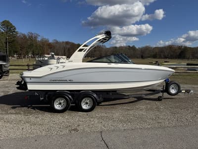 BOATZON | Chaparral 21 SSi 2026