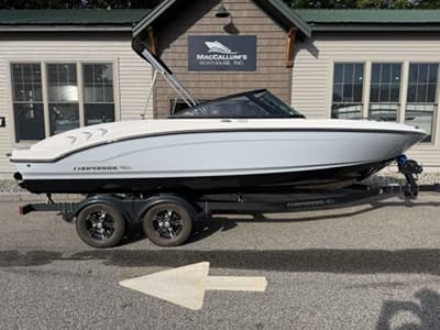BOATZON | Chaparral 21 SSi 2026