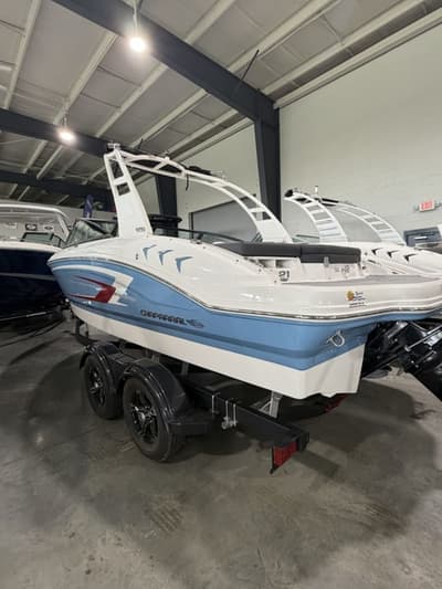 BOATZON | Chaparral 21 SSi 2026