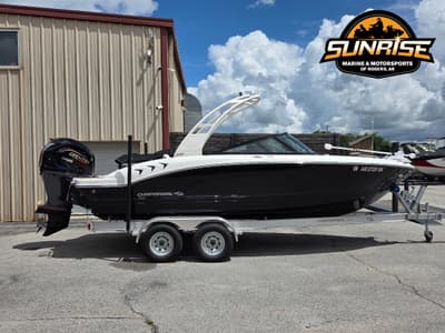 BOATZON | Chaparral 21 SSi 2026