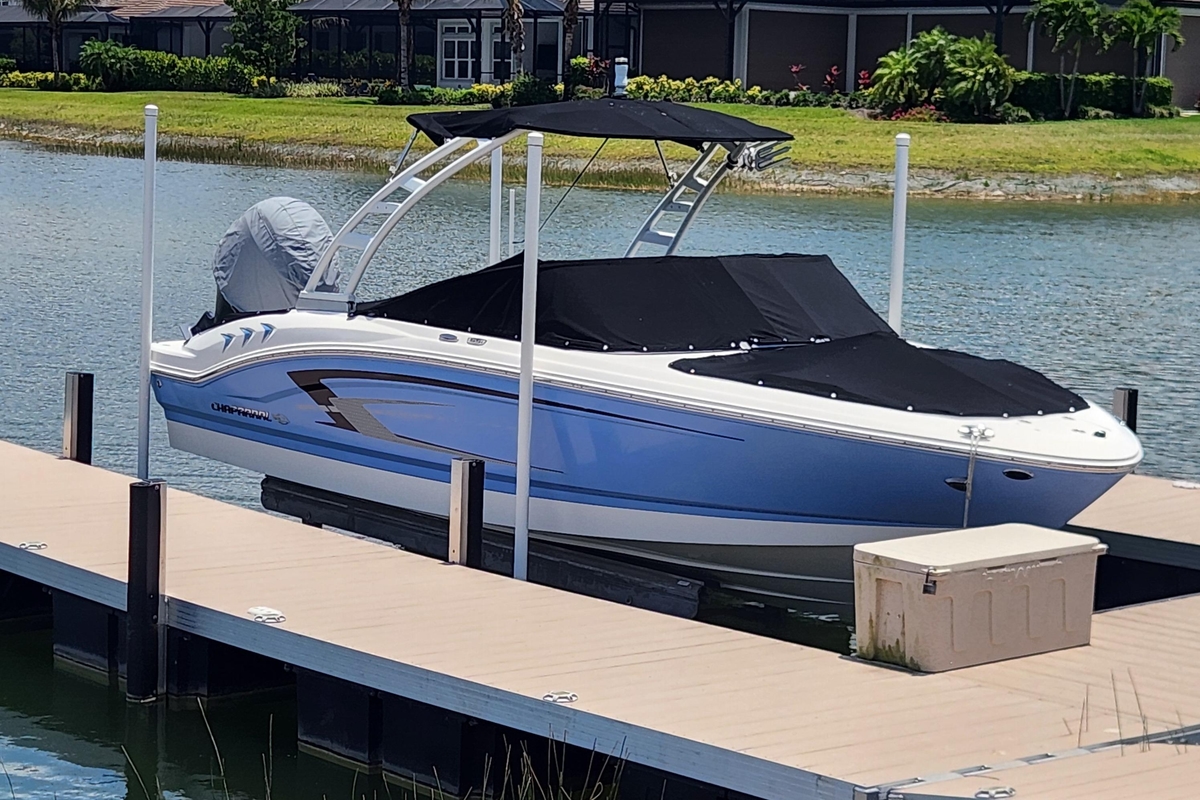 2022 Chaparral 21 SSi OB - Sold Boat