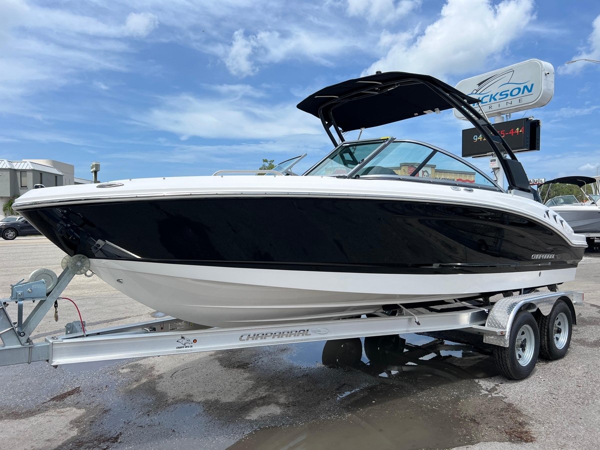 2024 Chaparral 21 SSi OB - Sold Boat