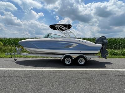BOATZON | Chaparral 21 SSi OB 2025