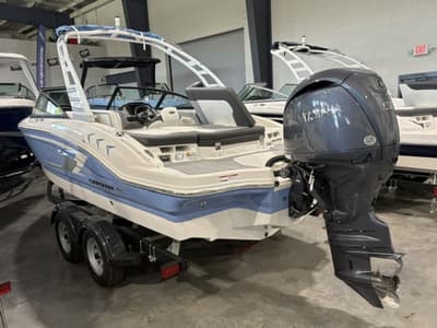 BOATZON | Chaparral 21 SSi OB 2025