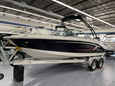 BOATZON | Chaparral 21 Ssi OB  BOAT SHOW PRICING 2025