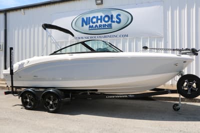 BOATZON | Chaparral 21 SSI SkiFish 2025
