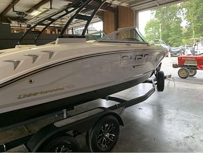 BOATZON | Chaparral 21 Surf 2023