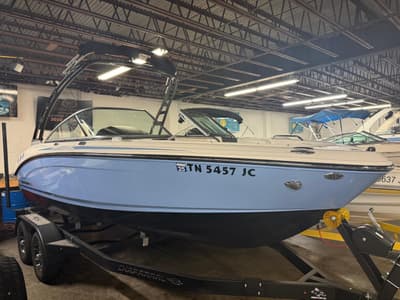 BOATZON | Chaparral 21 Surf 2023