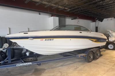 BOATZON | Chaparral 216 SSi 2002