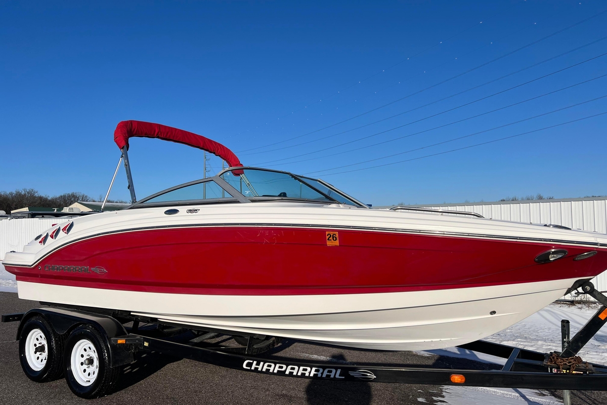 2010 Chaparral 216 SSi - Sold Boat