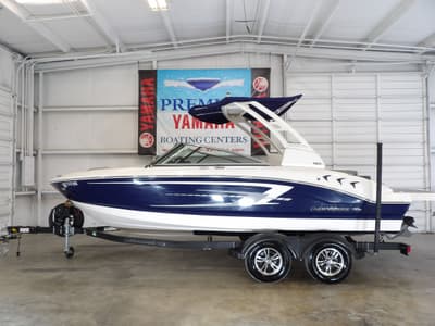 BOATZON | Chaparral 21SSI 2021
