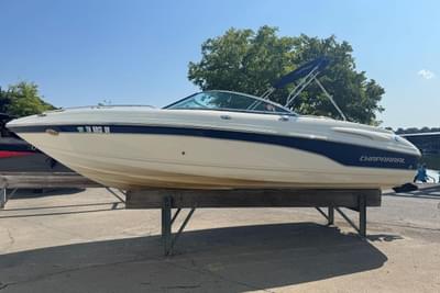 BOATZON | Chaparral 220 SSi 2001