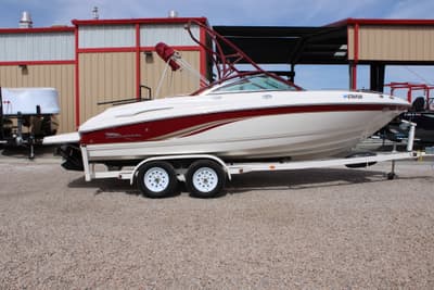 BOATZON | Chaparral 220 SSI 2004