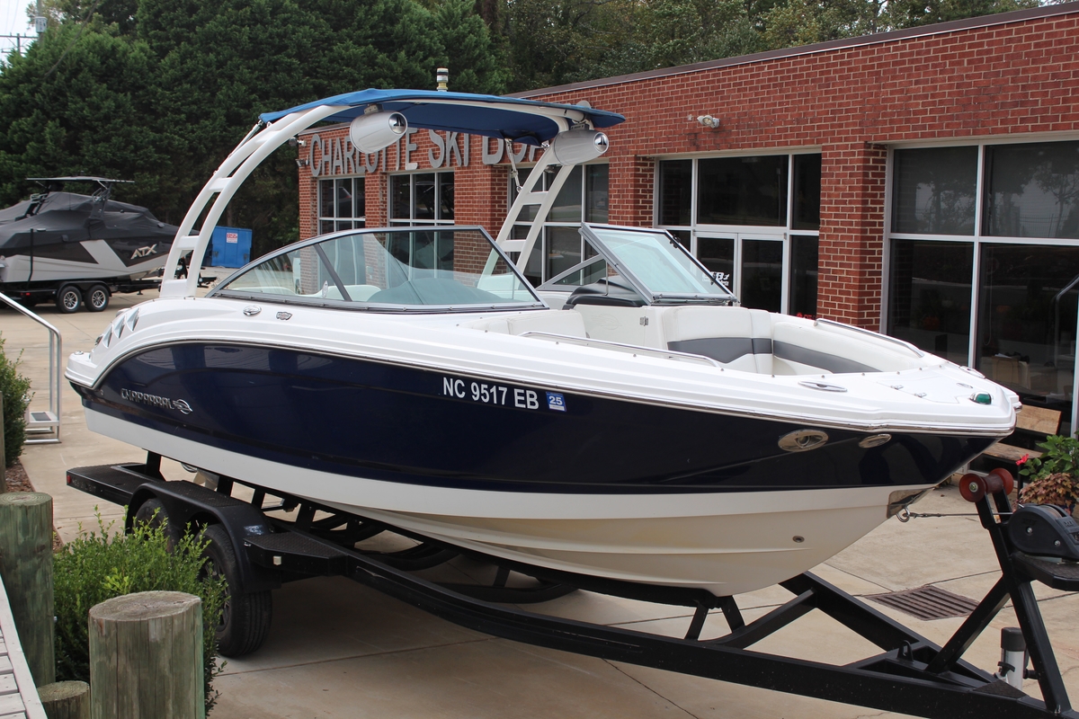 2015 Chaparral Chaparral 226 SSI 2015 - Sold Boat