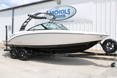 BOATZON | Chaparral 23 SSI 2025