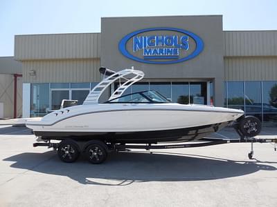 BOATZON | Chaparral 23 SSi 2025