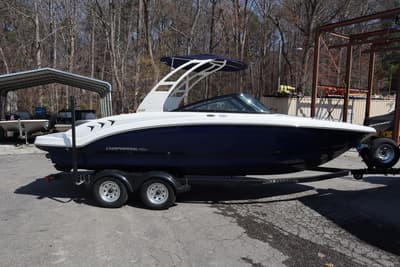 BOATZON | Chaparral 23 SSi 2026