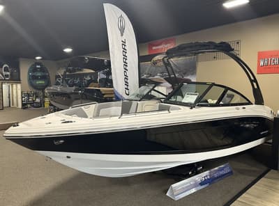 BOATZON | Chaparral 23 SSi 2026