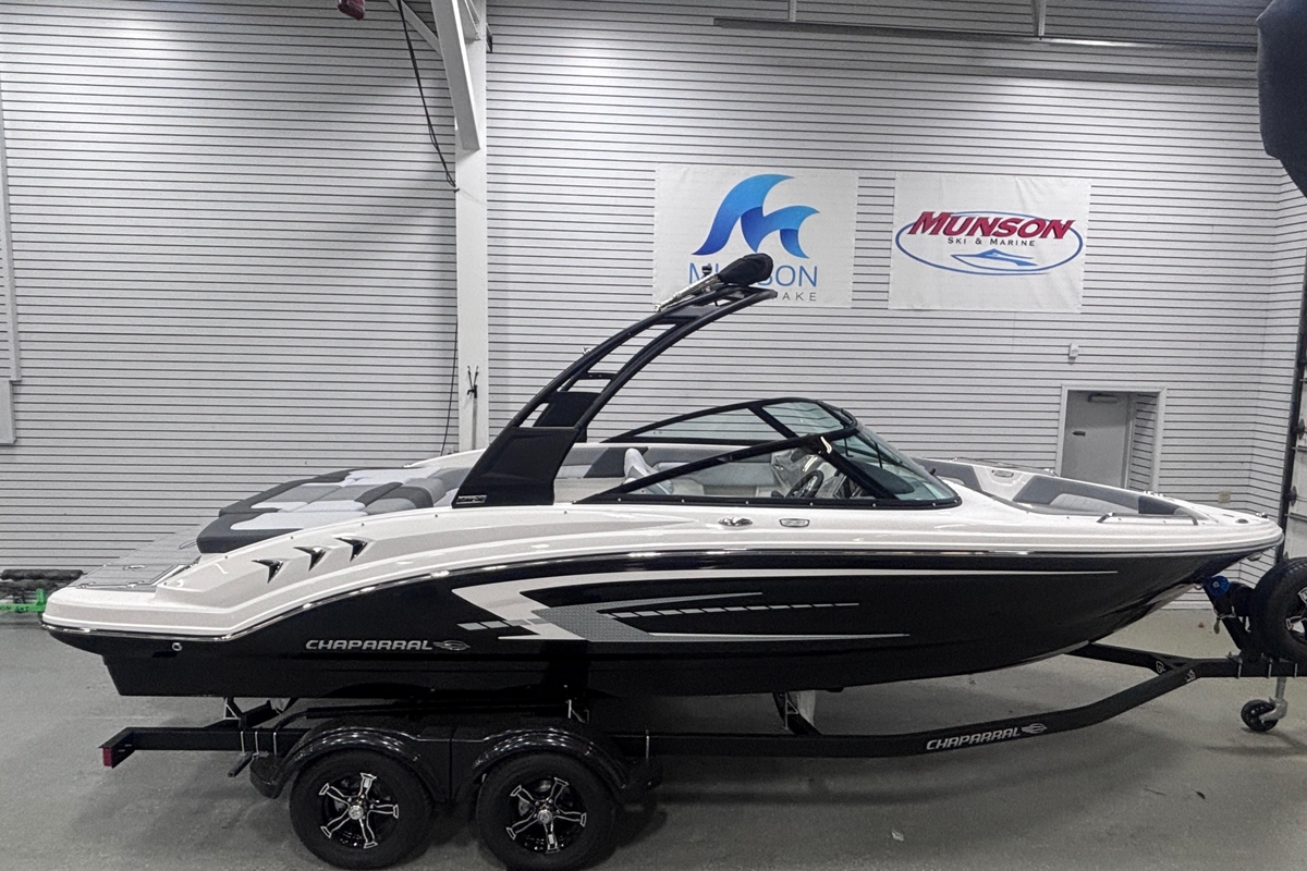 2026 Chaparral 23 SSi - Sold Boat