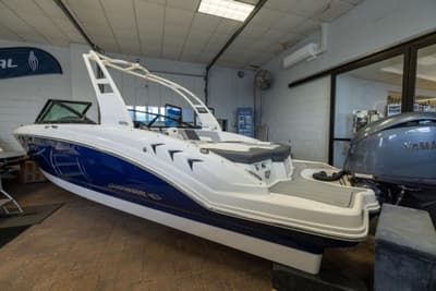 BOATZON | Chaparral 23 SSi OB 2026