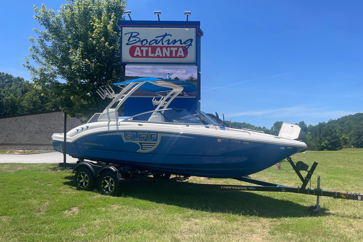 2020 Chaparral 23 Surf - Sold Boat