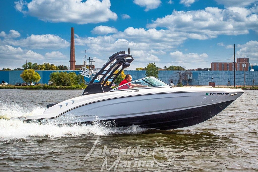 2021 Chaparral 23 Surf - Sold Boat