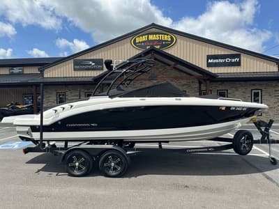 BOATZON | Chaparral 23 Surf 2023
