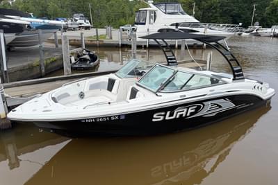 BOATZON | Chaparral 23 Surf 2024