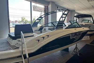 BOATZON | Chaparral 23 Surf 2025 BOATZON | Chaparral 23 Surf 2025