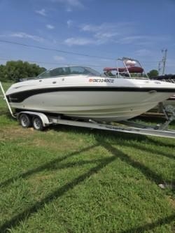 2001 Chaparral 230 SSi - Sold Boat