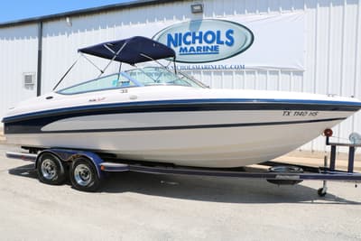 BOATZON | Chaparral 2330 Sport 1996