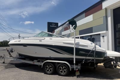 BOATZON | Chaparral 235 SSi 2001