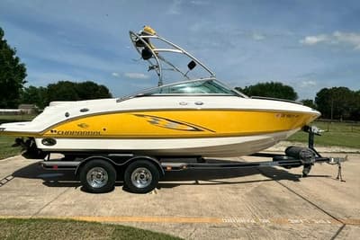 BOATZON | Chaparral 236 SSi 2006